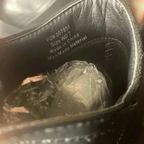 Black booties by Journee Collection Size 7WD - Picture 6 of 6